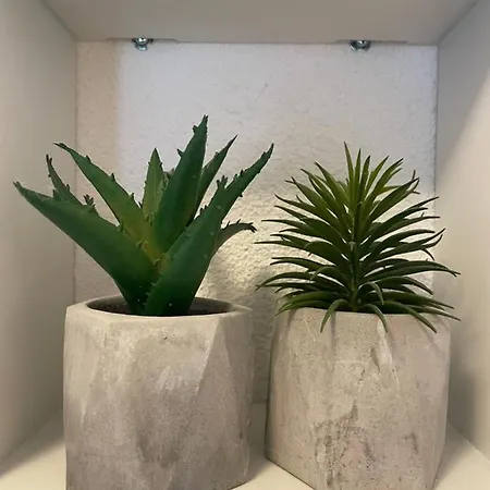 Mini K2 Villa